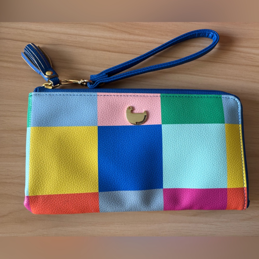 Buxton 1898  Checkered Wristlet